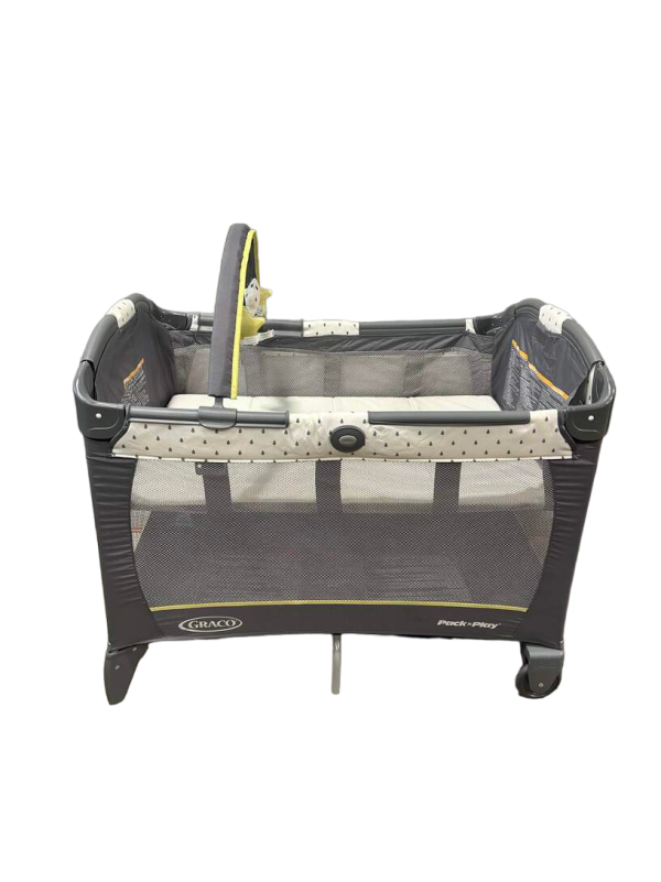 Graco Pack  n Play Playard Reversible Seat & Changer, Sprinkle Online
